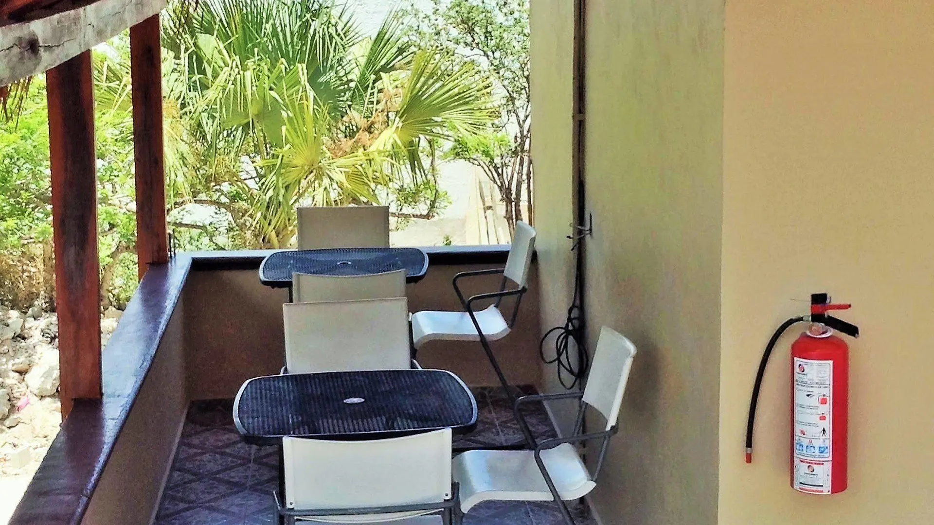 Posada Malix Pek Tulum 2*,
